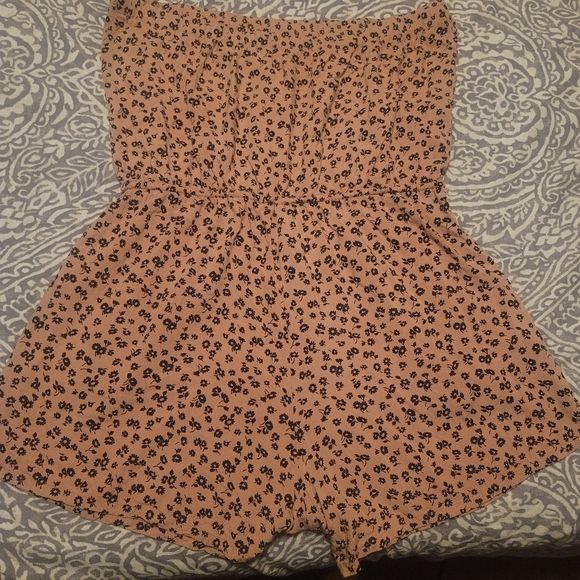 Strapless romper - Picture 3 of 4